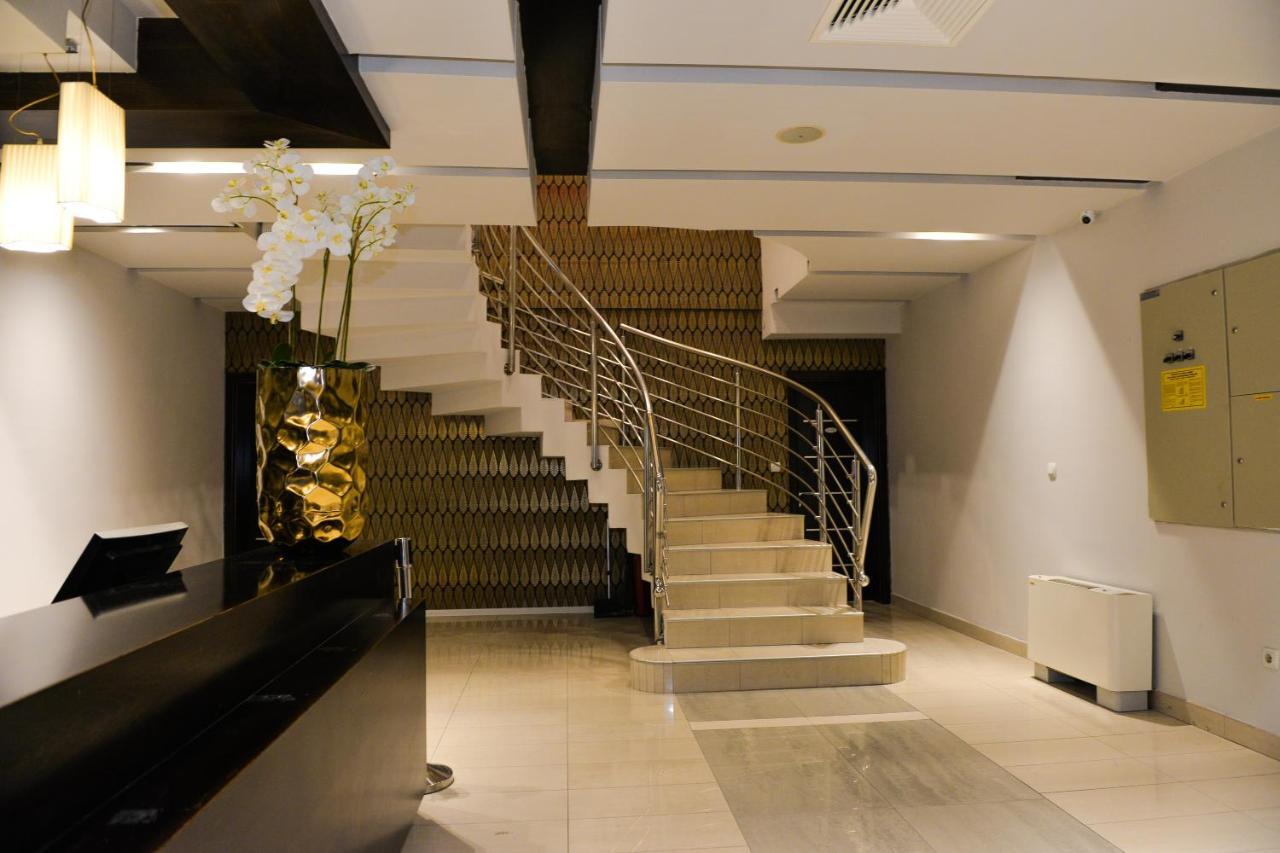 Hotel Atlas Ugljevik エクステリア 写真